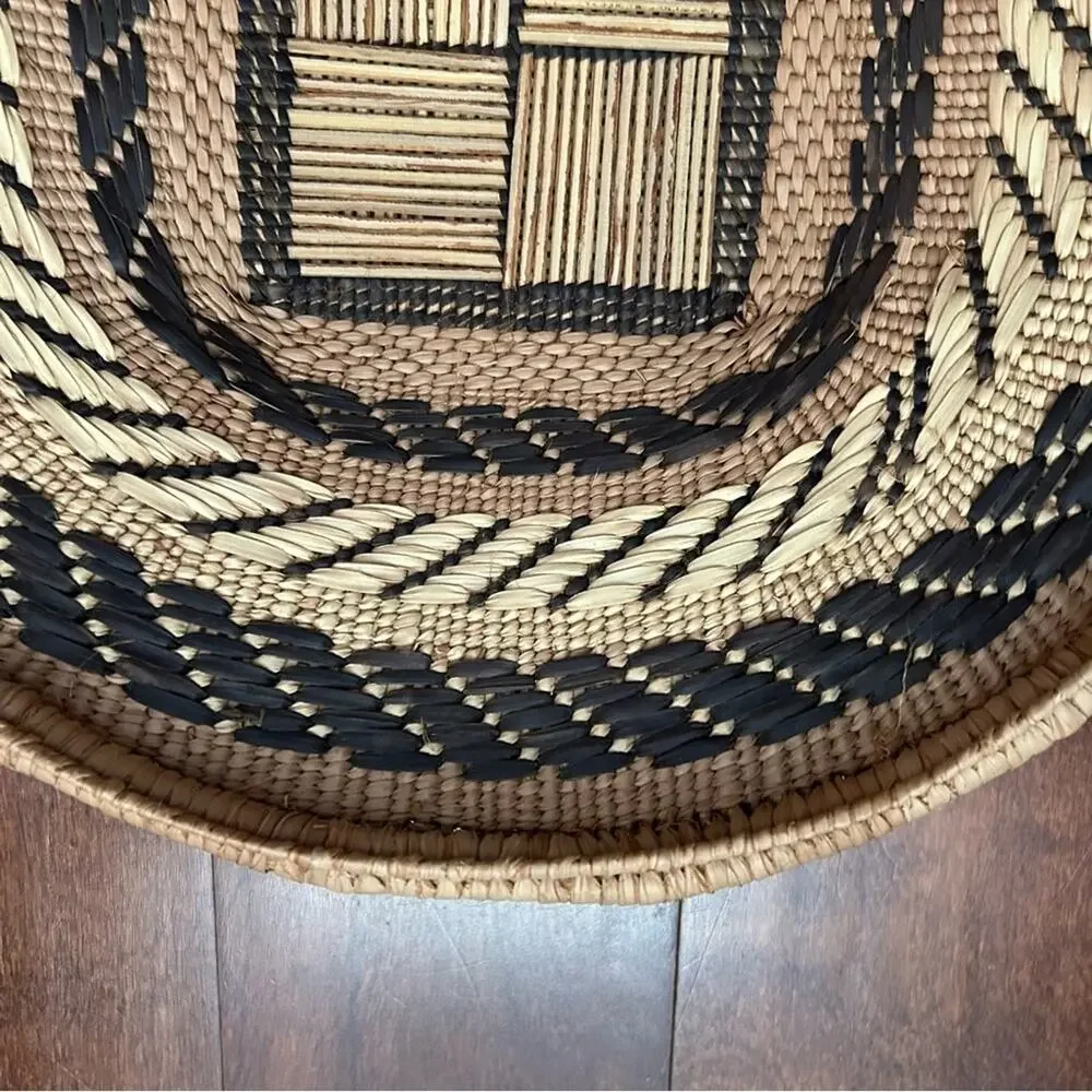 Binga Basket Tonga Zimbabwe Handwoven Decorative Basket in Tan and Brown